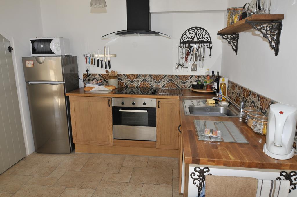 Chez Lulu Holiday Home Olonzac 객실 사진